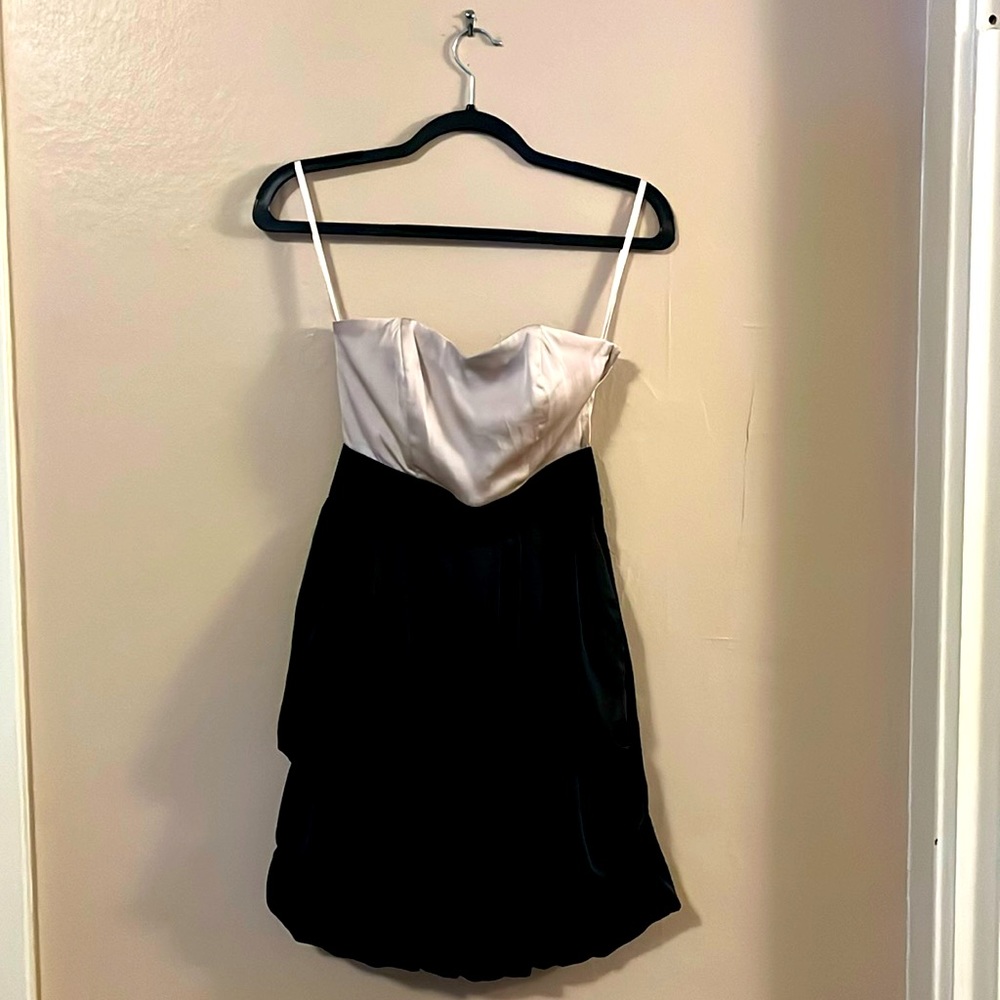 H&M Strapless Black Beige Bubble Pocketed Mini Dress 4